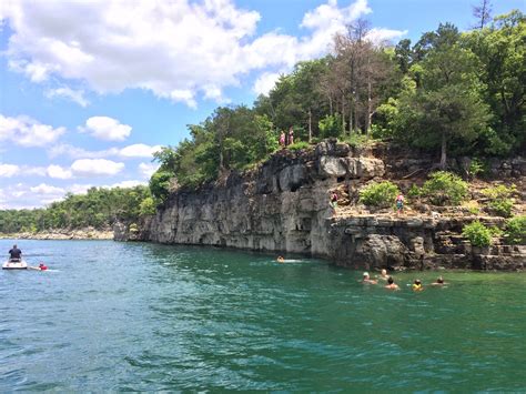 Table Rock Lake Cliff Jumping Branson Mo Wilderness Resort Table