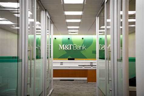 M Anf T Bank