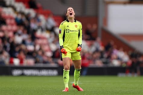 Manchester United Goalkeeper Mary Earps Thought England Career Was Over Nearly Quit Football In