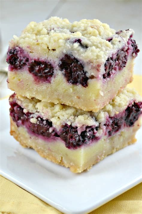 blackberry pie bars gonna want seconds