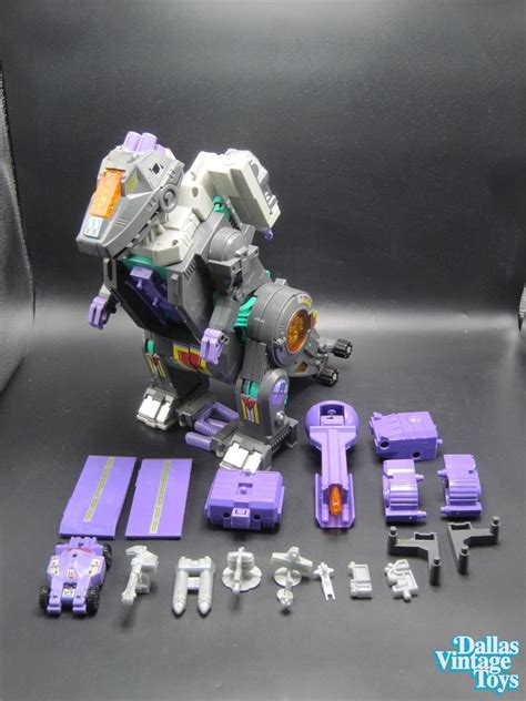 Transformers G1 1986 Trypticon Complete 1d