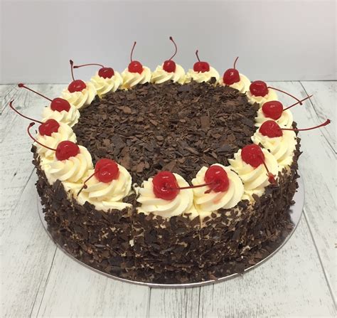 BLACK FOREST TORTE - King of Cakes
