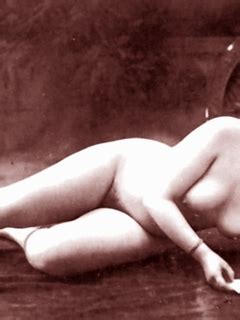 Very Horny Vintage Naked French Postcards In The Twenties Retropornpics Net