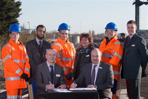 Network Rail And Great Western Railway Sign Alliance To Deliver A