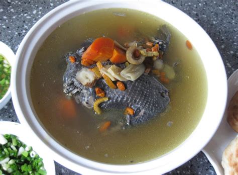 Drinking this helps to improve blood circulation and revitalise your energy levels, and it helps to replenish the blood stores after a woman's monthly cycle. Black Chicken Super Soup Recipe (滋补乌鸡汤) - ATBP