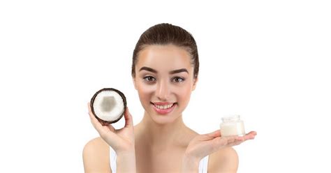 How To Use Coconut Oil For Skin Care •