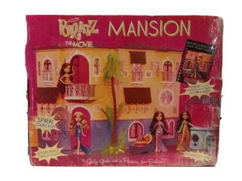 New In The Box Bratz The Movie Mansion Passion 4 Fashion Very Rare Doll