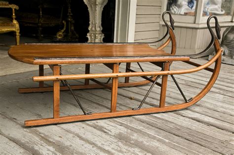 Coffee table available on the site are made of different materials such as wood, aluminum, marble, steel, glass and so on, so that you can pick the best one to go with these. Unusual Coffee Table Design Images Photos Pictures
