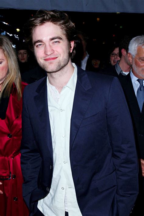 Robert Pattinson Wins Glamours 50 Sexiest Men Of 2010 Poll