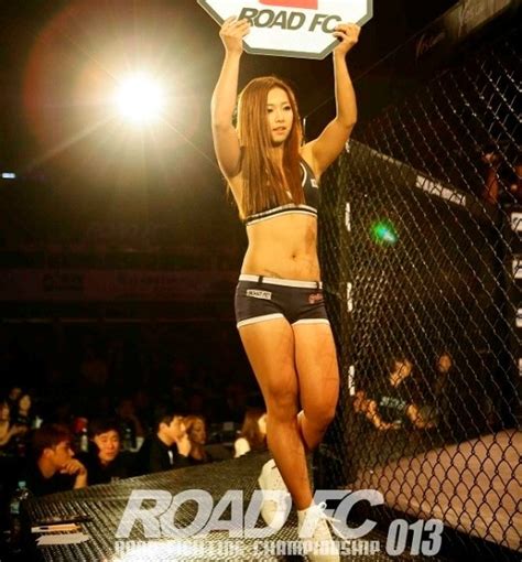 [photo News] Fighter Turned Ring Girl Makes Her Debut