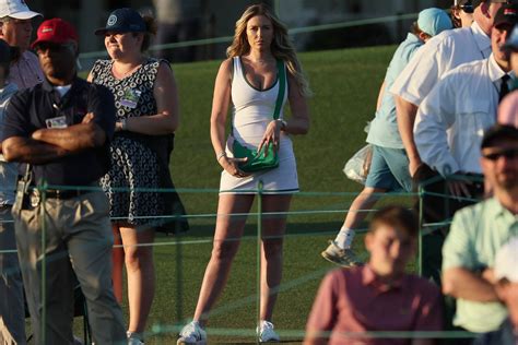 Paulina Gretzky Supports Dustin Johnson With Golfer In Contention At