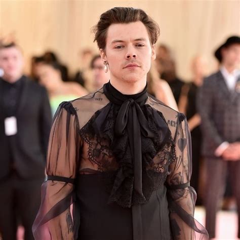 12 Times Harry Styles Has Defied Gender Norms Slice