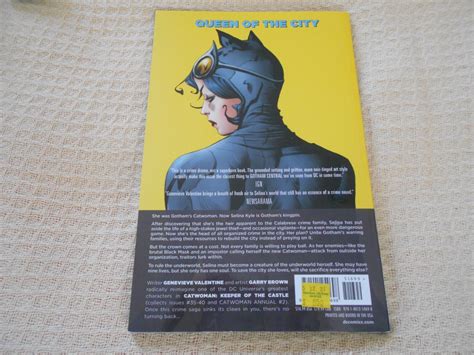 Catwoman Keeper Of The Castle Volume 6 Graphic Novel Trade Tpb Ebay