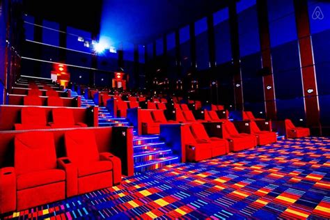 Cinemas Interior  880 