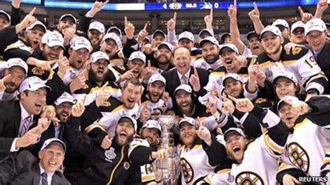 Boston Bruins Beat Vancouver To Win Nhls Stanley Cup Bbc Sport
