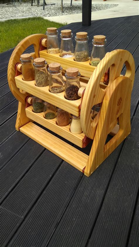 Made A Spice Ferris Wheel Small Wood Projects Woodworking Projects
