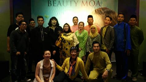 Hari raya idul fitri sebentar lagi akan menyapa. Beauty MOA Gang - ucapan Hari Raya AidilFitri - YouTube