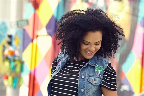 Biolage gelee is like the hair gel you grew up with, but so much better. Best Hair Gel for Natural Hair: Favorite Hair Care Products for any Naturalista