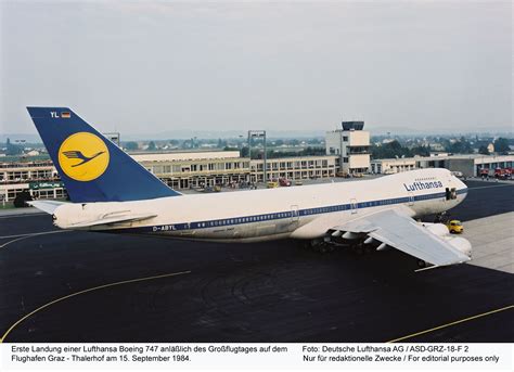Aufkleber Lufthansa Das Tor Zur Welt Boeing 747 Jumbo Hangar 80er 80s