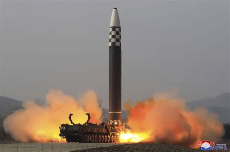 eeuu y corea del sur realizaron ejercicios militares conjuntos ante las amenazas nucleares de