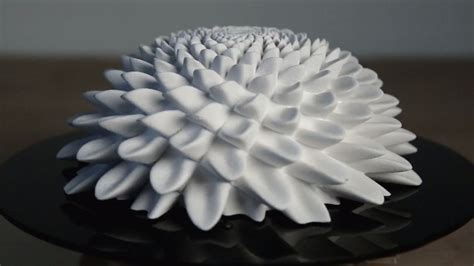 These Spinning 3d Sculptures Are Gorgeously Hypnotizing Deadstate