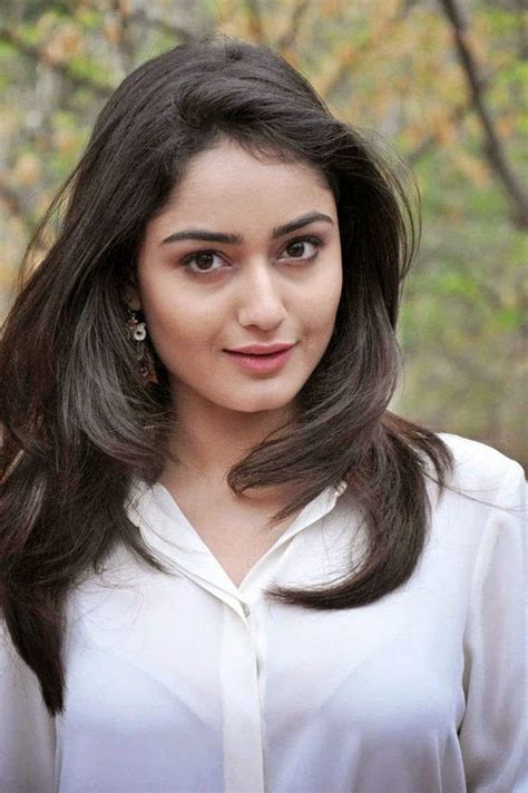Dahleez Actress Tridha Choudhury To Play Bollywood Superstar In Vikram Bhatts Webseries