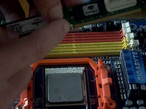 You can have up to 2 tb of ram in windows 10 pro, education, and enterprise environments. How to install DDR, DDR2 and DDR3 RAM into your ...