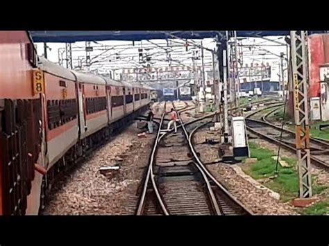 Sachkhand Express Arriving Agra Cantt Powered Wap Gzb Amritsar Hazur
