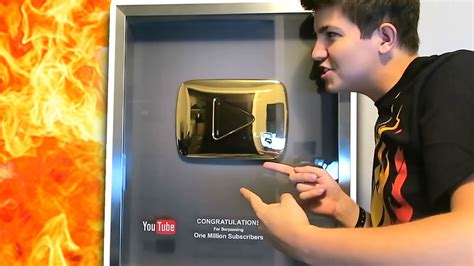 The Golden Youtube T 1 Million Subscriber Plaque Youtube