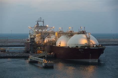 The Lng King Embarks On Sales Campaign After Approving Expansion Jwn