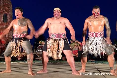 Best Hawaii Luaus Chiefs Luau At Sea Life Park Hawaii Luau Luau