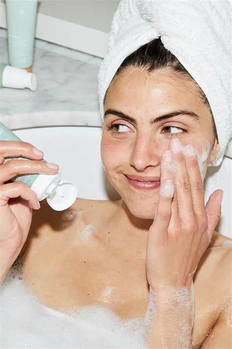The Best Salicylic Acid Cleansers For Every Skin Type