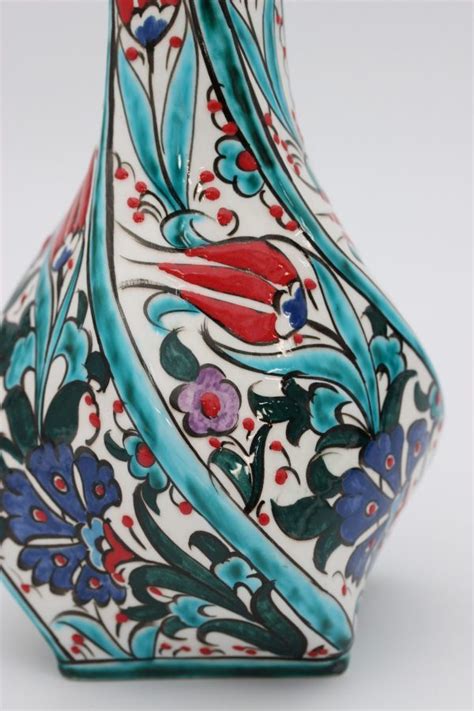 Hand Crafted 30 Cm Hand Painted Turkish Twist Vase In Tulip Design