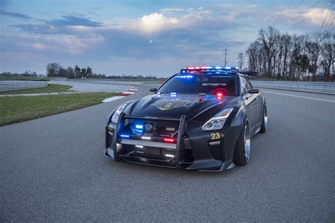 Its Copzilla The Nissan Gt R Police Car Top Gear
