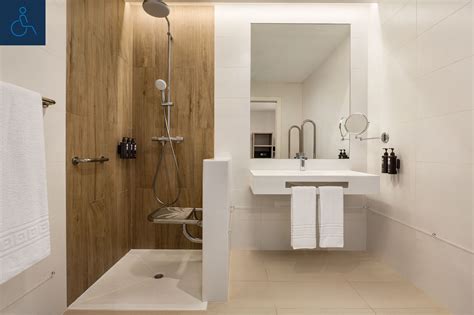 Rooms and Studio Suites at Wyndham Residences Alvor Beach.