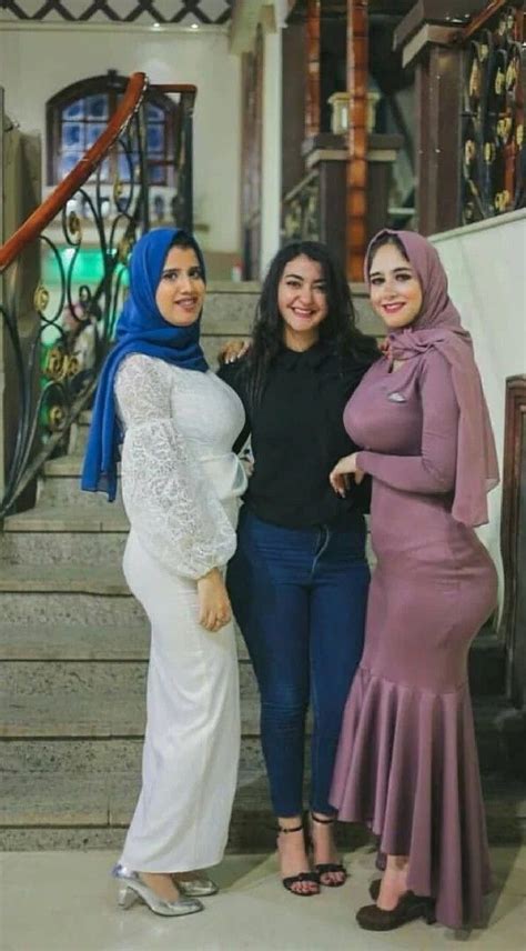 Pin By Shamsul Amri Amri On Arab Girls Hijab Muslim Women Fashion Beautiful Arab Women Curvy