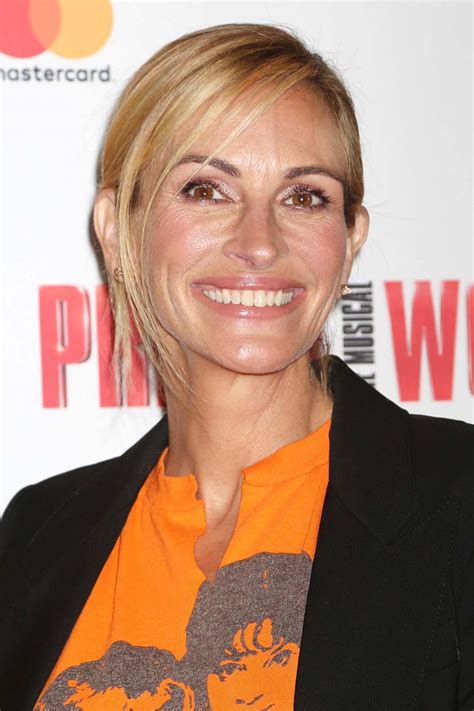 Julia Roberts Pretty Woman Musical Tribute Performance In Ny