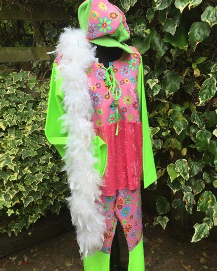 Ladies Pink 1970s Flower Power Fancy Dress Costume Masquerade