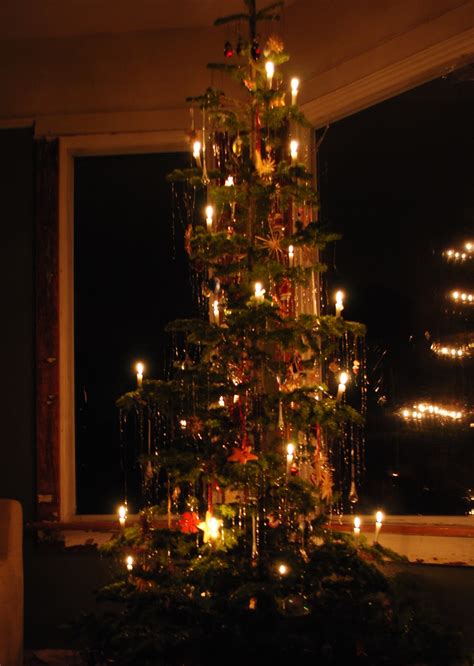Illahie This Is Why I Like Candles On My Christmas Tree