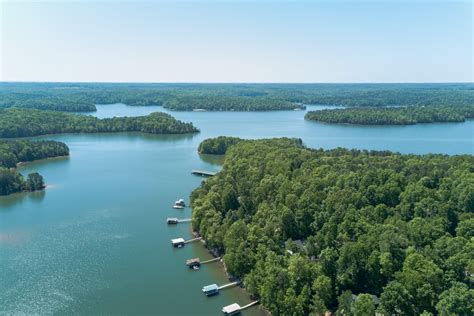 1009 & 1011 concord dr. Green Hill Plantation Lake Hartwell Homes for Sale