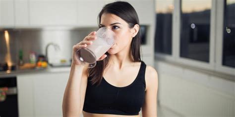 Fitness Trainer Says Daily Sperm Smoothies Give Her A Hot Body Yourtango