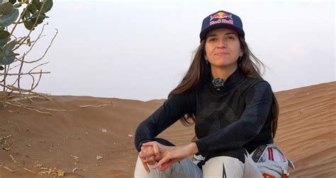 Este o zi specială pentru mine, am cursa a fost câştigată de coechipierul său, valtteri bottas, plecat din pole position, iar al treilea a fost olandezul max verstappen (red bull), al treilea şi la start. Cristina Gutiérrez al Dakar con el Red Bull Off-Road Junior Team program | Autoverde4x4