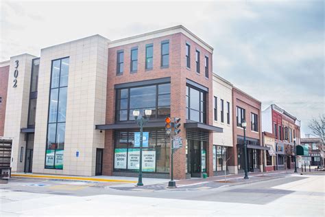 Banks in Downtown Cedar Falls, Iowa | Lincoln Savings Bank