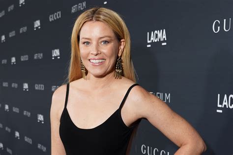 Elizabeth Banks Slips On Barely There Sandals At Lacma Art Film Gala