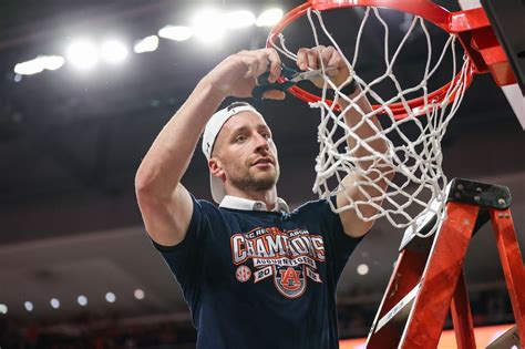 Auburns Steven Pearl Recognized As 1 Of Nations ‘most Impactful