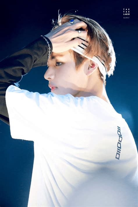 Perfect screen background display for desktop, iphone, pc, laptop, computer, android phone, smartphone, imac, macbook, tablet, mobile device. BTS V Wallpapers - Wallpaper Cave