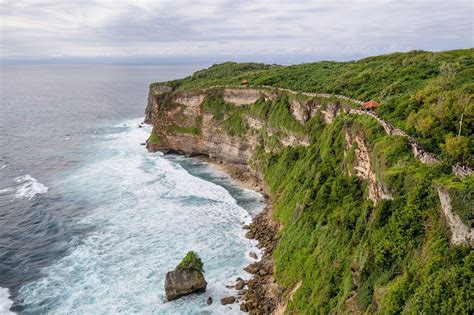 Is Bali Below The Equator Find Out Travelperi