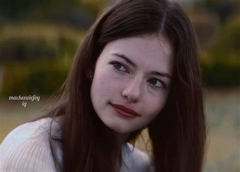 Mackenzie Foy As Jo Green Rosto Fotografia Conceitual Inspiração