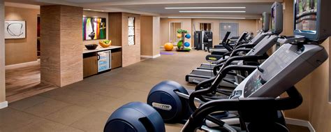 Central Park Hotel Gym Jw Marriott Essex House New York