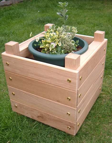 How To Make A Simple Chunky Wooden Planter Make